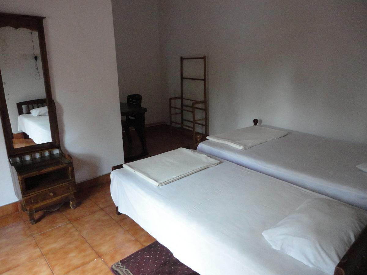 White Elephant Hotel Maskeliya Zimmer foto
