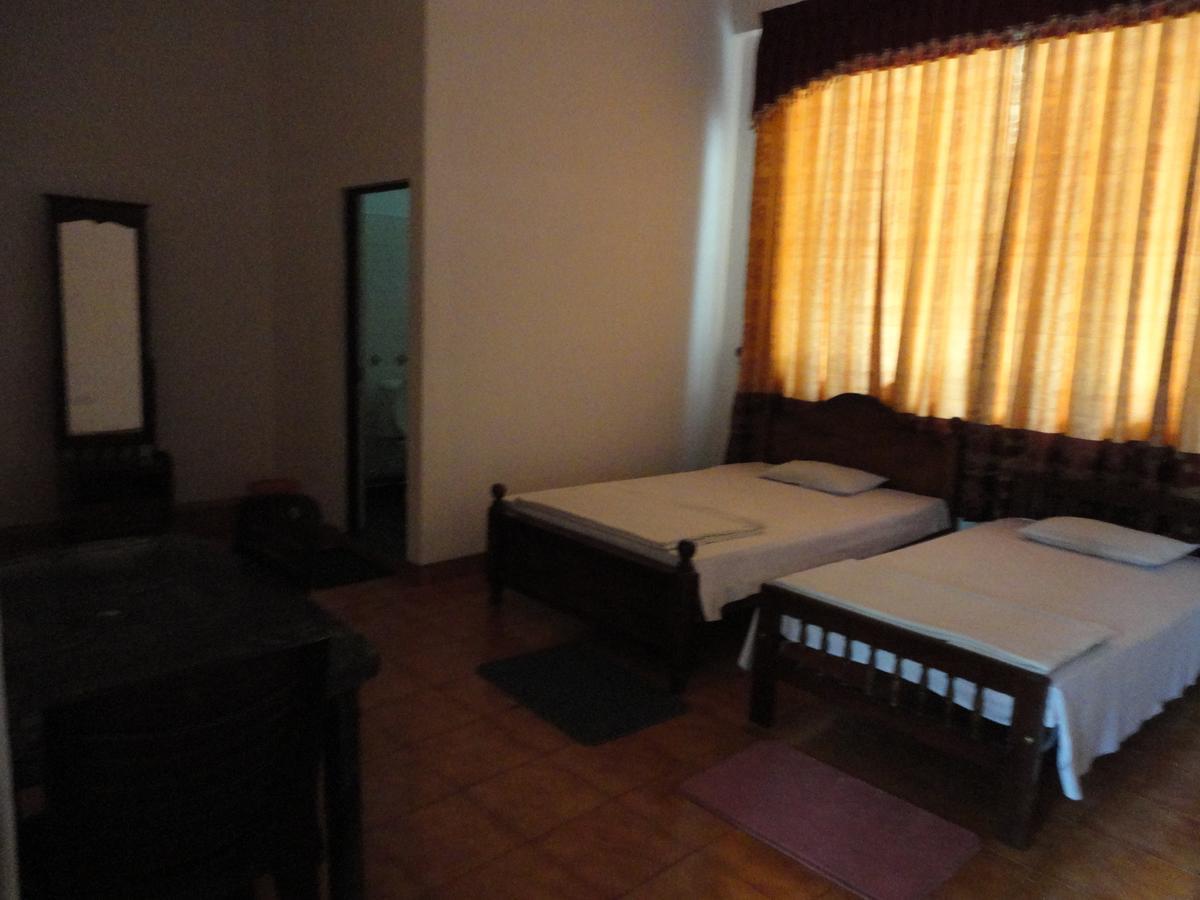 White Elephant Hotel Maskeliya Zimmer foto